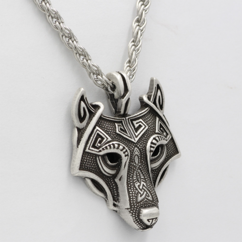 Wolf Head Amulet Pendant Viking Necklace